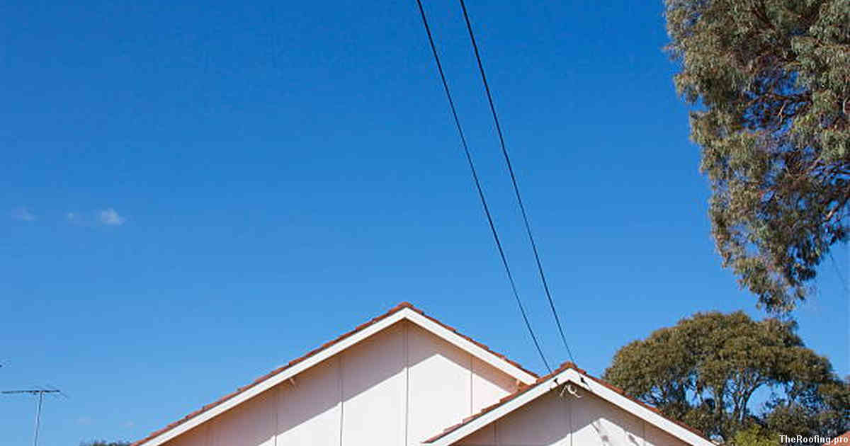 Energy Savings Through Lindenhurst Roof Maintenance